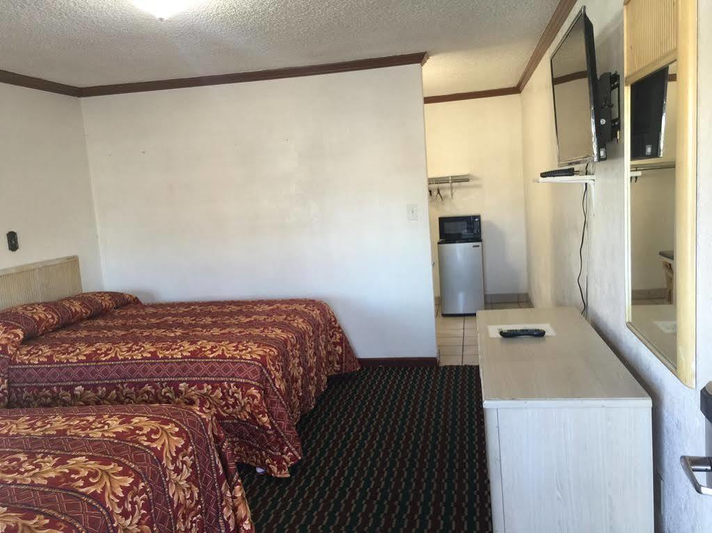Buckboard Motel Santa Maria  Bagian luar foto